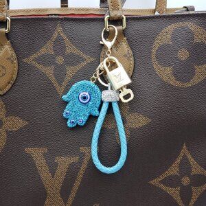 LV Authentic Gold Padlock 🔒 Key Set w/ Unbranded Evil Eye Keychain Charm
